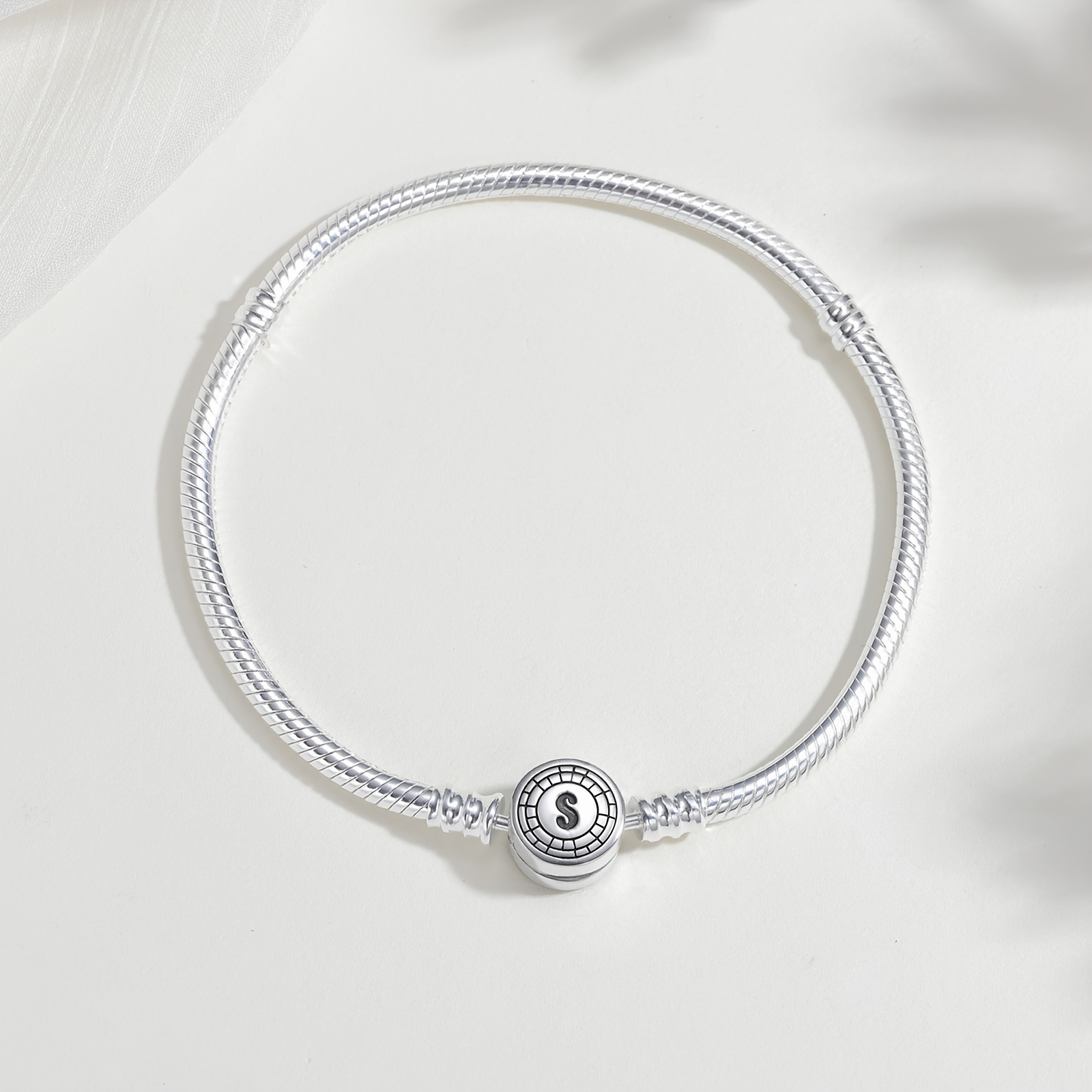 New 925 Silver-Plated Crown Chip Bracelet, Elegant Gift